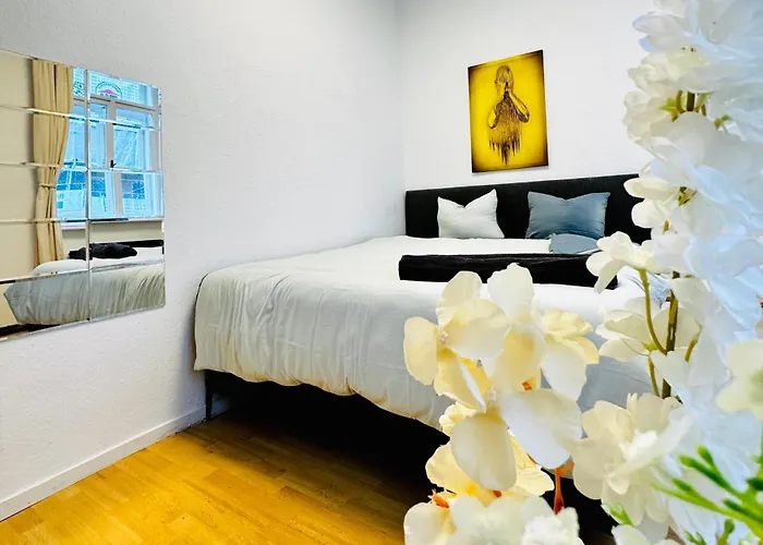 Apartment Comfy 2br Apt, For 5p, Easy Access To Stadthalle