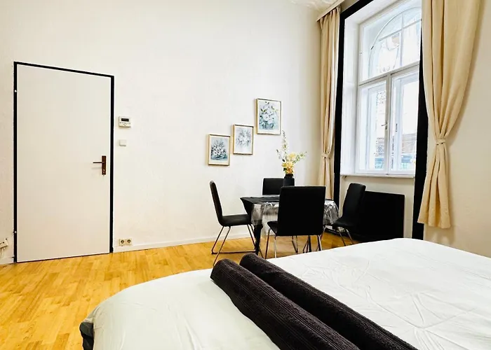 Comfy 2br Apt, For 5p, Easy Access To Stadthalle * Vienna